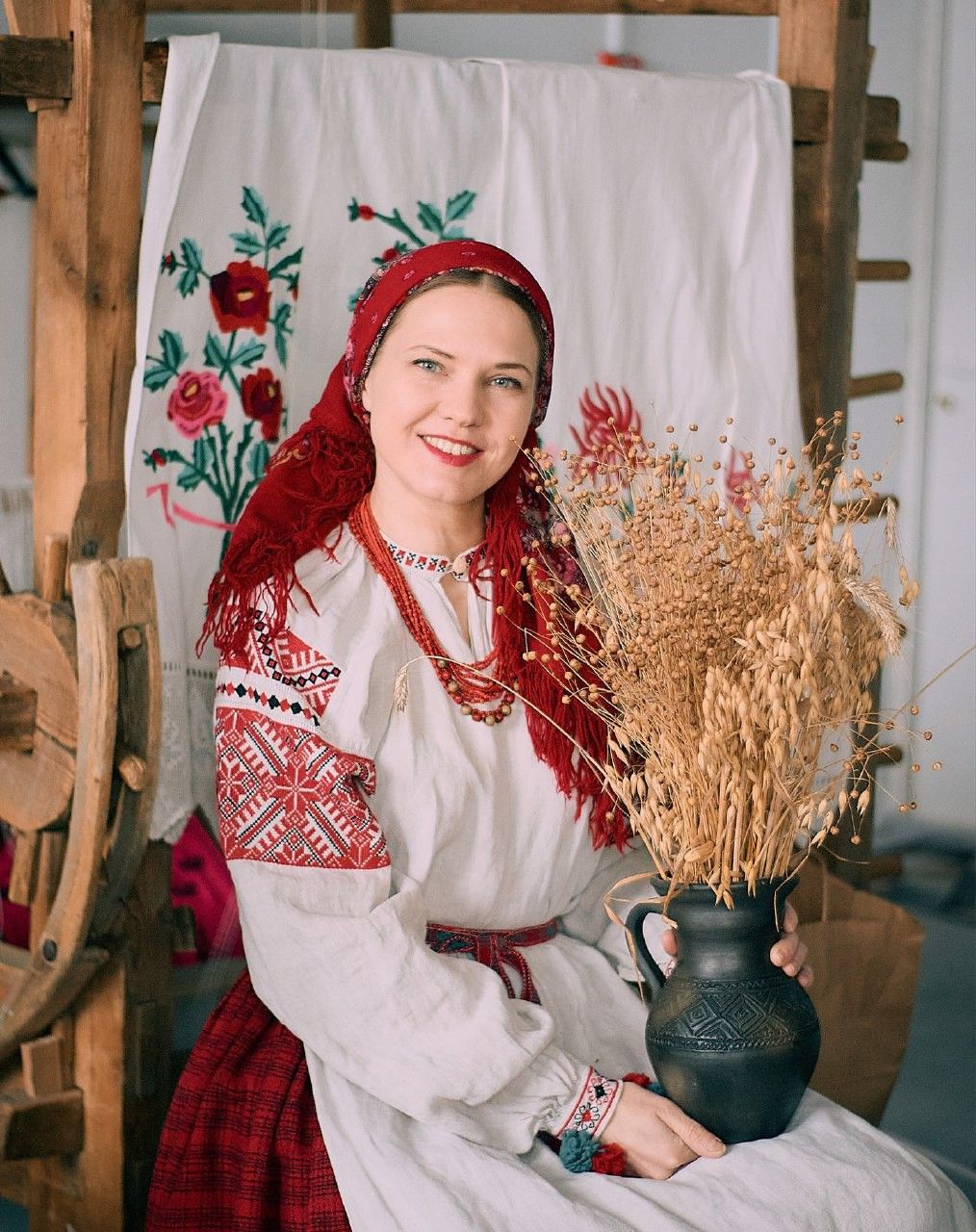 Women in Slavic costumes in Helsinki