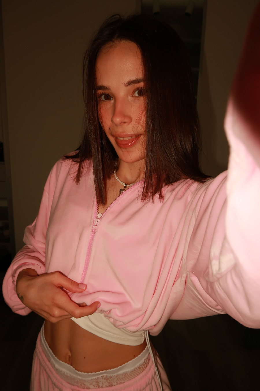 Tina brings the glow — live moments in Helsinki